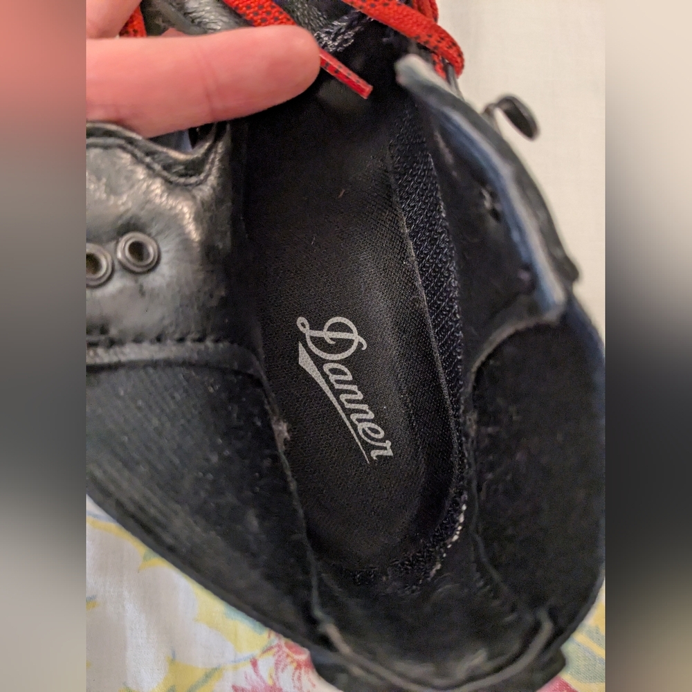 Danner Women’s Vertigo 917 Boots Black Size 8M Gortex, Red and Black Laces - Picture 7 of 13